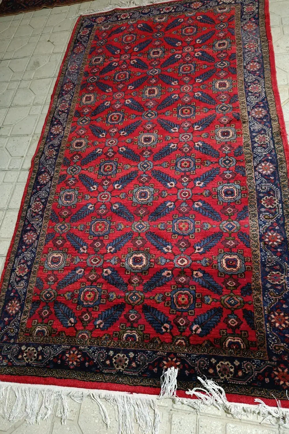 فرش دستباف طرح سیخ کباب|فرش|سنقر, |دیوار