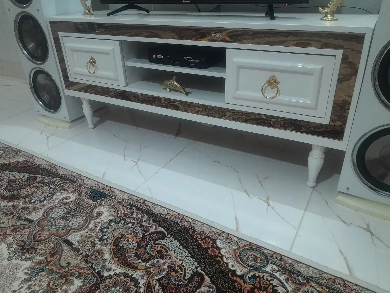 میز تلویزیون در حد شیک|میز تلویزیون|قم, شهرک فاطمیه|دیوار