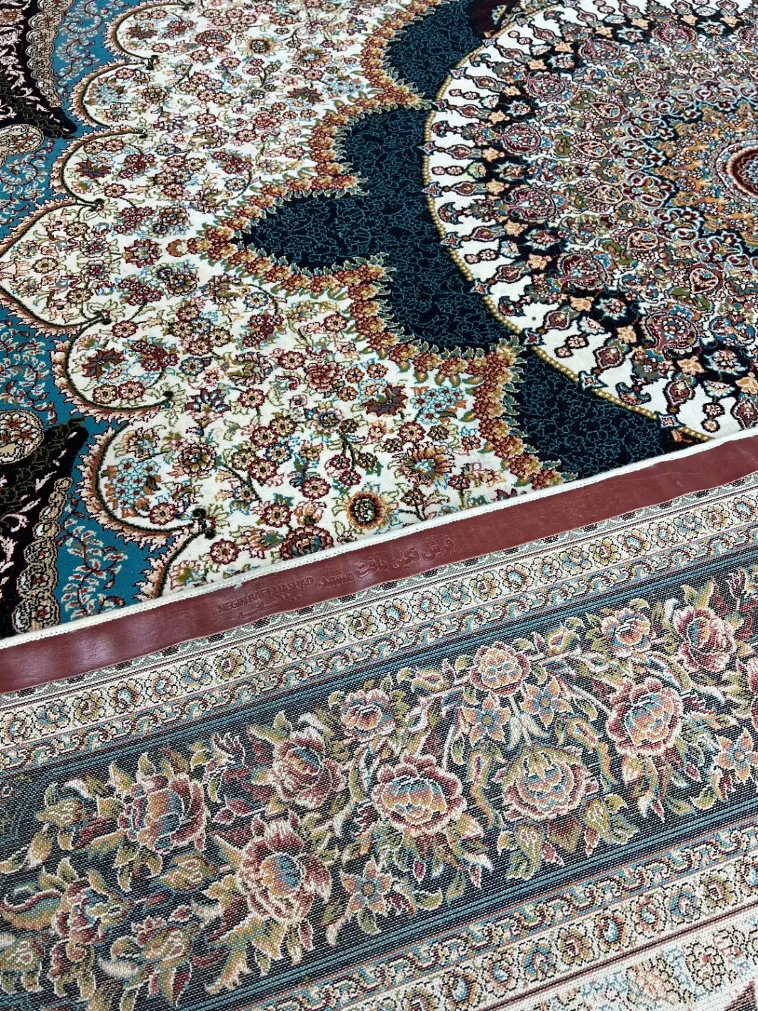 فرش ارشیدا ۷۰۰ شانه ۱۲ متری جفت|فرش|اصفهان, ارزنان|دیوار