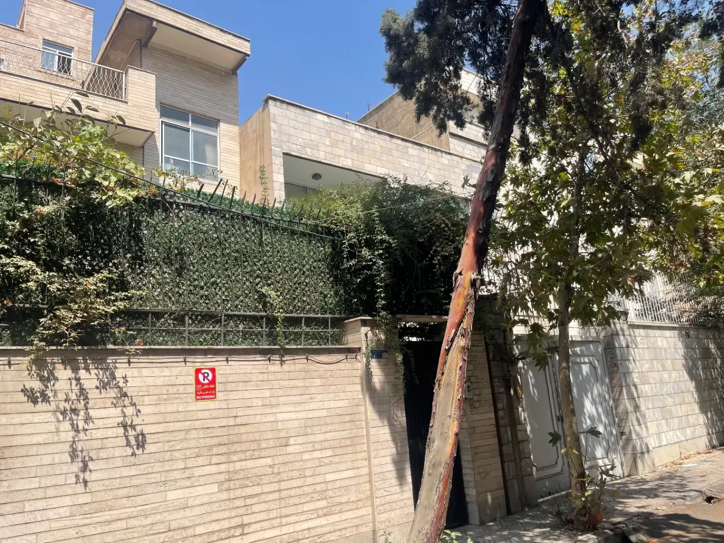 ۴۰۰ متر بر ۱۵ فروش و تهاتر|فروش زمین و ملک کلنگی|تهران, جنتآباد جنوبی|دیوار