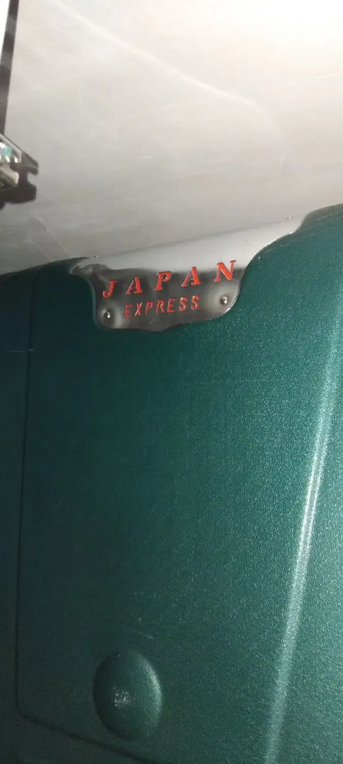 یک عدد چمدان دیپلمات رنگ سبز کاملا سالم و شیک|کیف، کفش، کمربند|ری, شهادت|دیوار