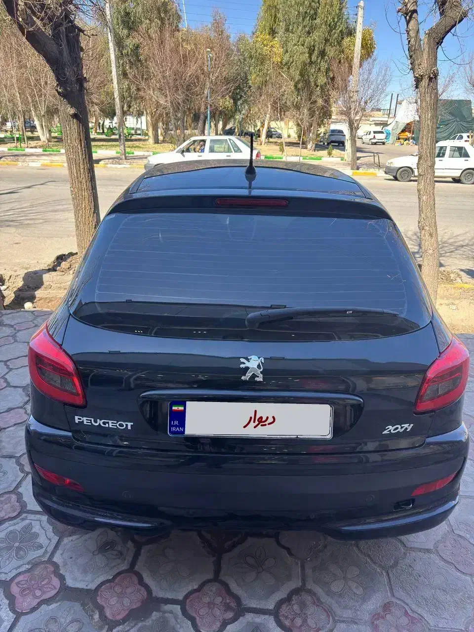 ۲۰۷ پانا مدل ۴۰۳|خودرو سواری و وانت|سیرجان, |دیوار