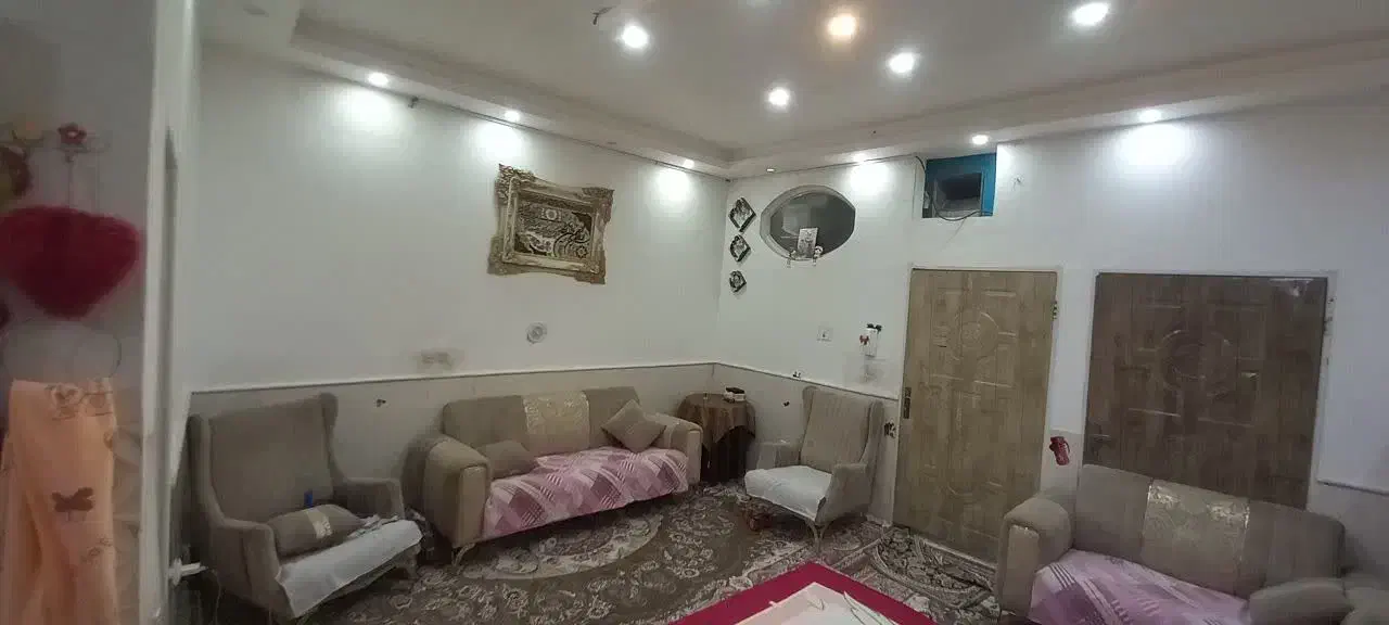 همکف .راه جدا .نورگیر عالی .نوساز|اجارهٔ خانه و ویلا|قم, نخودی|دیوار