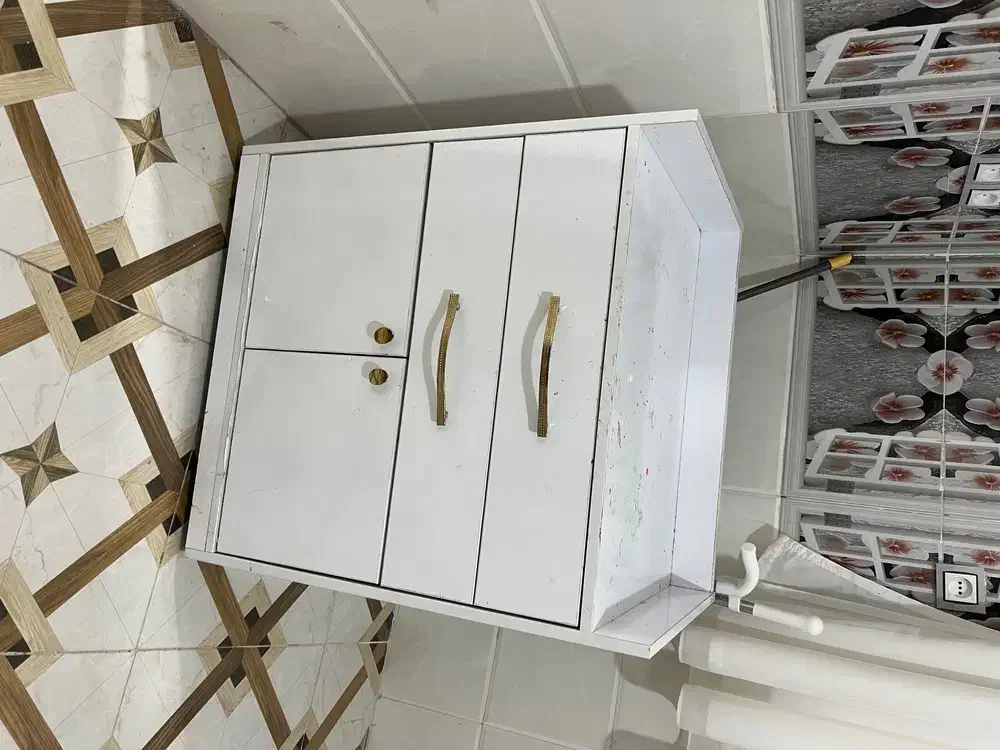 ترولی ارایشگاه|آرایشگاه و سالن‌های زیبایی|دهدشت, |دیوار