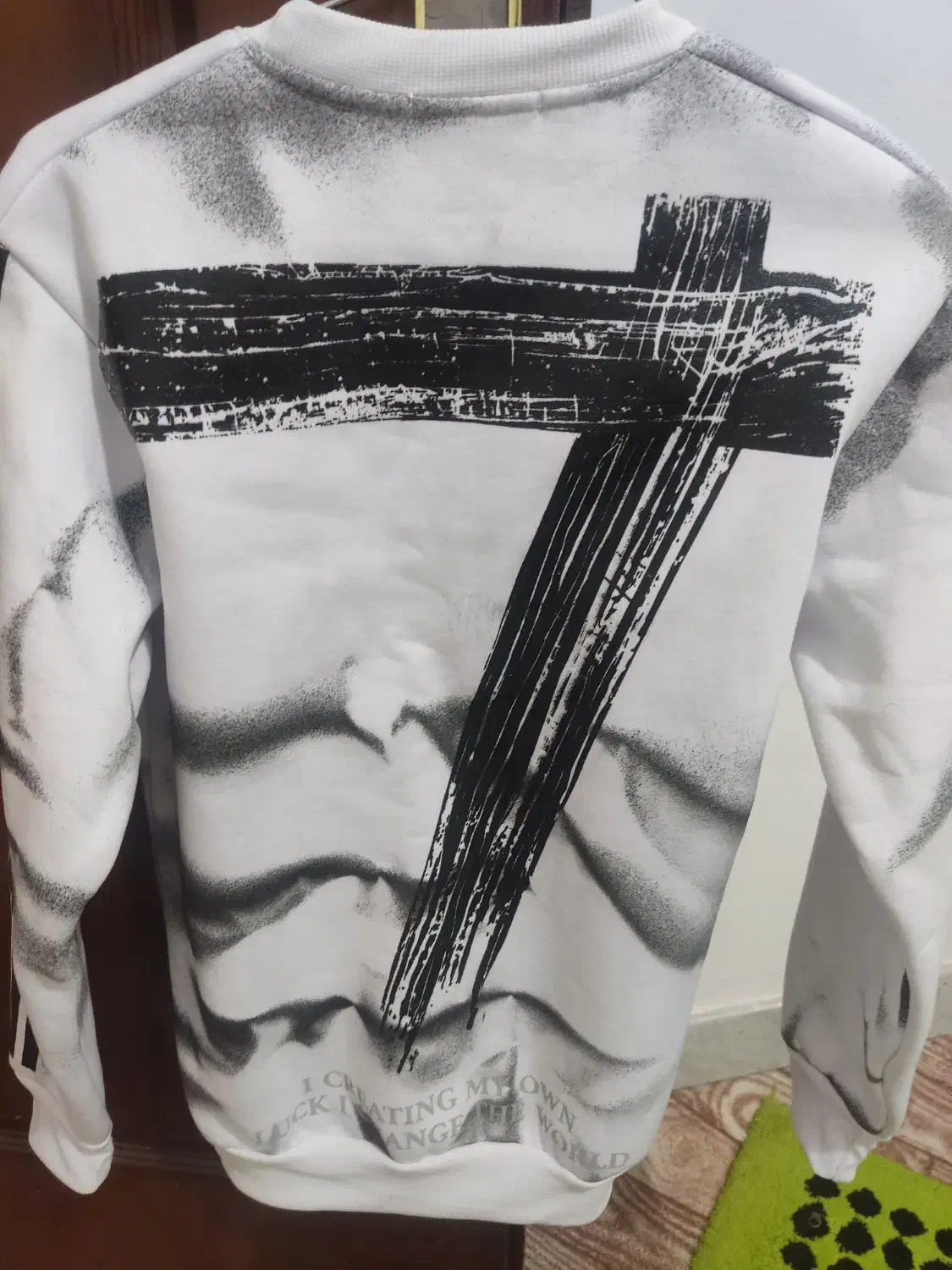 دورس  سفید|لباس|اسفراین, |دیوار