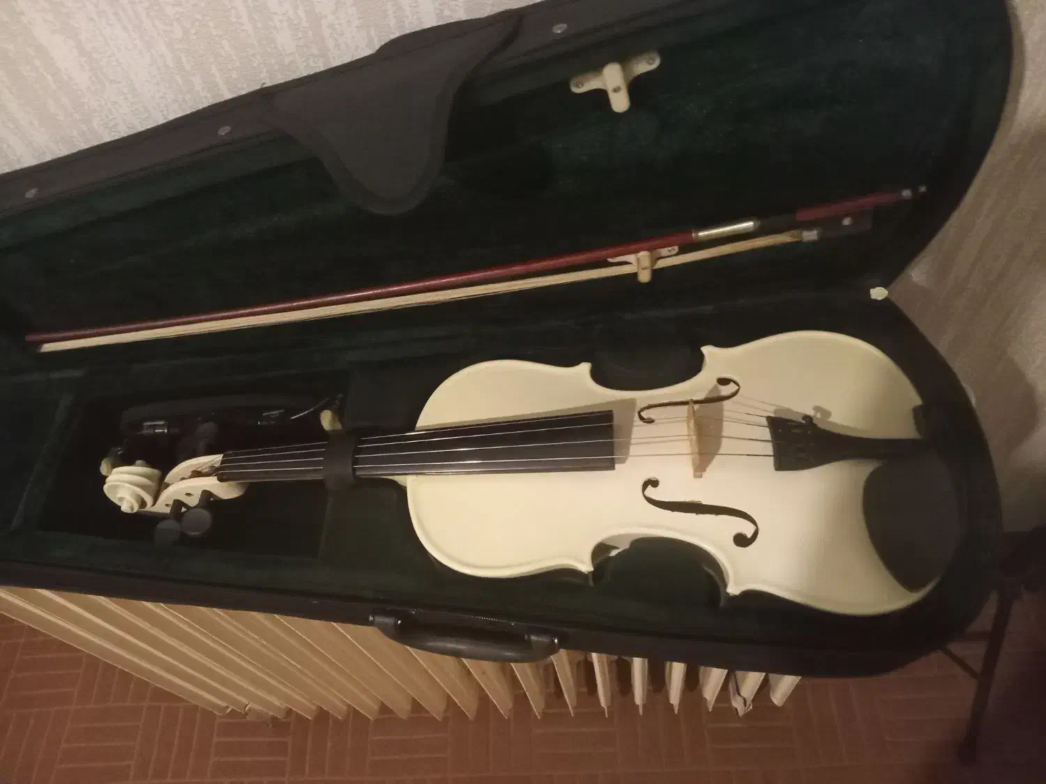 ویولن در حد نو|ویولن|اصفهان, شمس آباد|دیوار