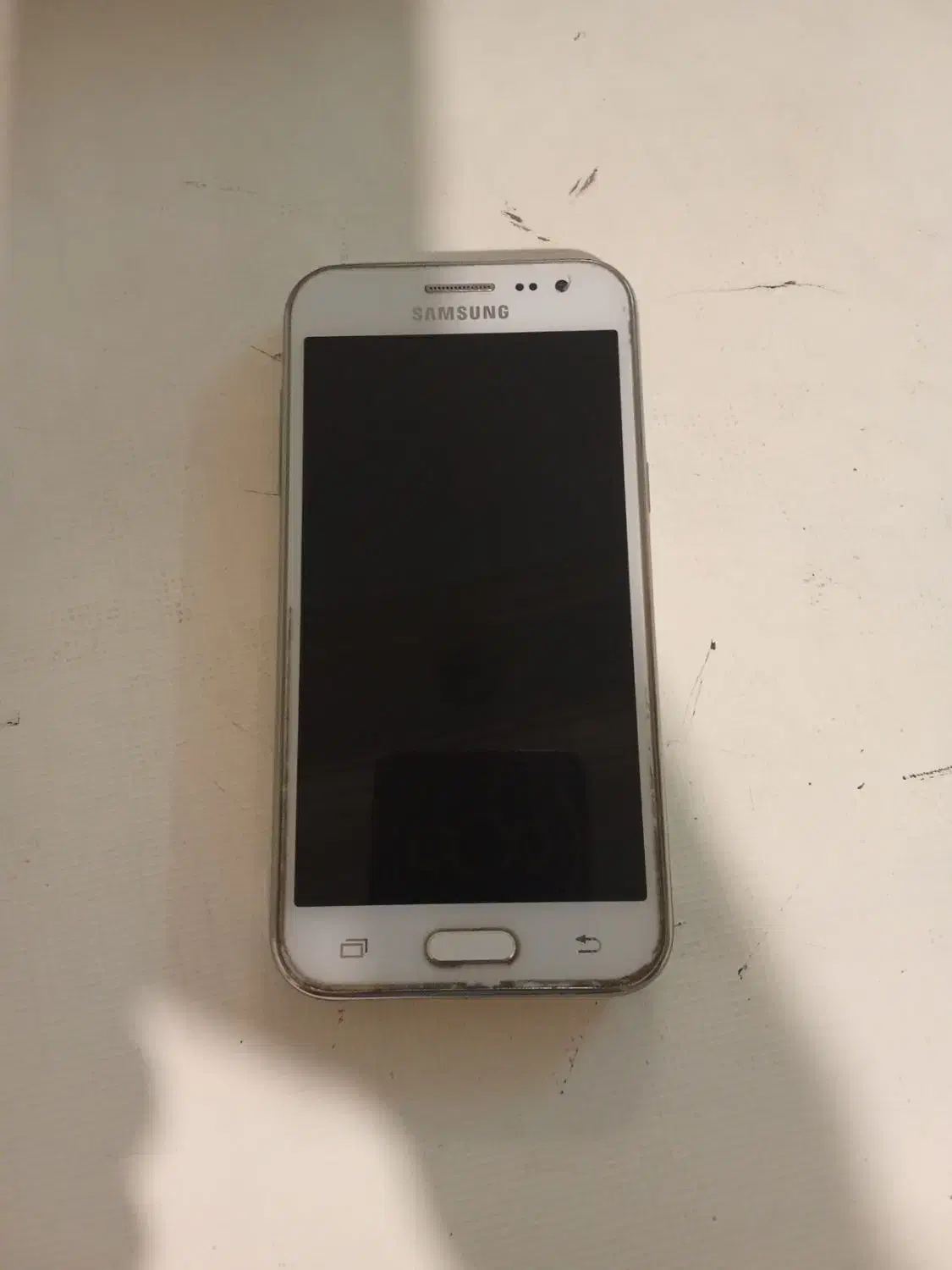 گوشی موبایل Galaxy J2 با شارژر و قاب|موبایل|تهران, تهرانپارس شرقی|دیوار