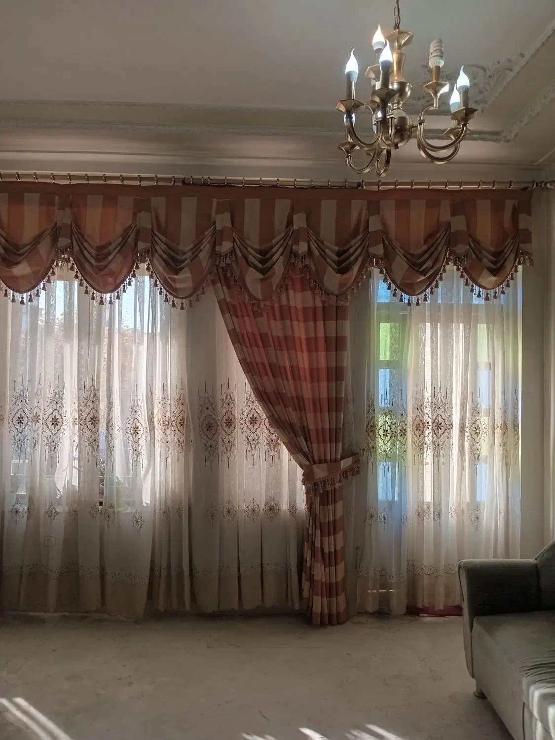 فروش پرده|پرده، رانر، رومیزی|میانه, |دیوار