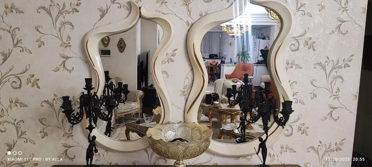 آینه و کنسول تمام چوب کاملا سالم و در حد نو|بوفه، ویترین، کنسول|تهران, باغ فیض|دیوار