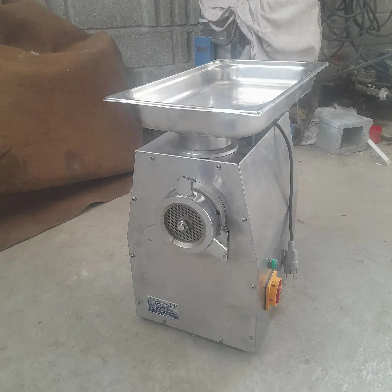 چرخ گوشت ec10 گیربکس ۳۲|خردکن، آسیاب، غذاساز|شیراز, شهرک صنعتی شیراز|دیوار