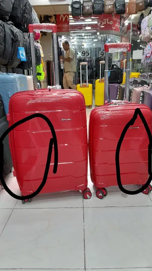 حراج چمدان ضربه خورده|حراج|درگهان, |دیوار