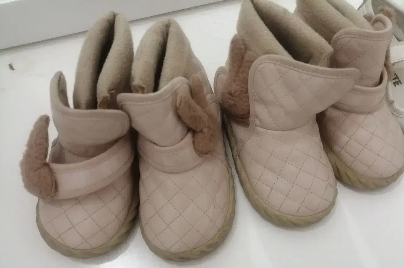 لباس وکفش دوقلو|کفش و لباس بچه|بروجرد, |دیوار