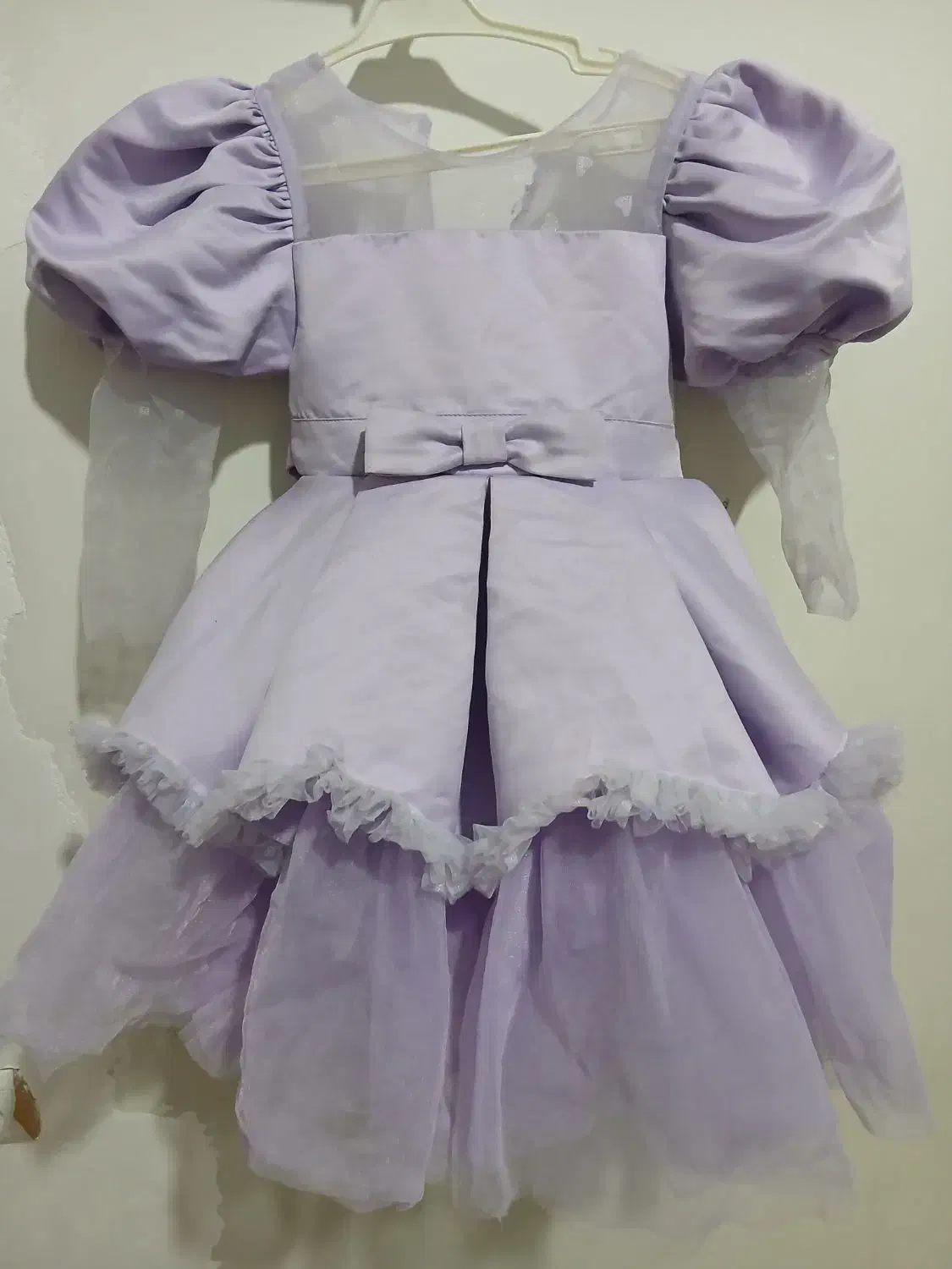 لباس عروس|لباس|هشتگرد, هشتگرد قدیم|دیوار