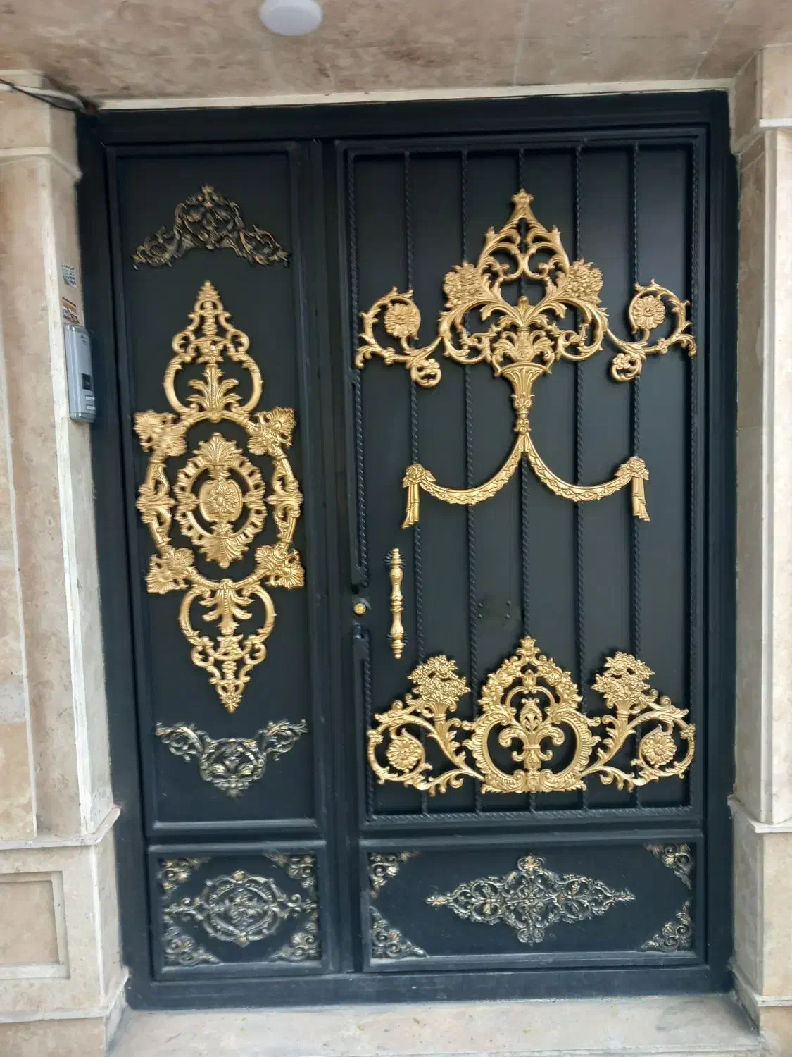 بتونه کاری و رنگکاری نقاشی ساختمانی تضمینی|خدمات پیشه و مهارت|بروجرد, |دیوار