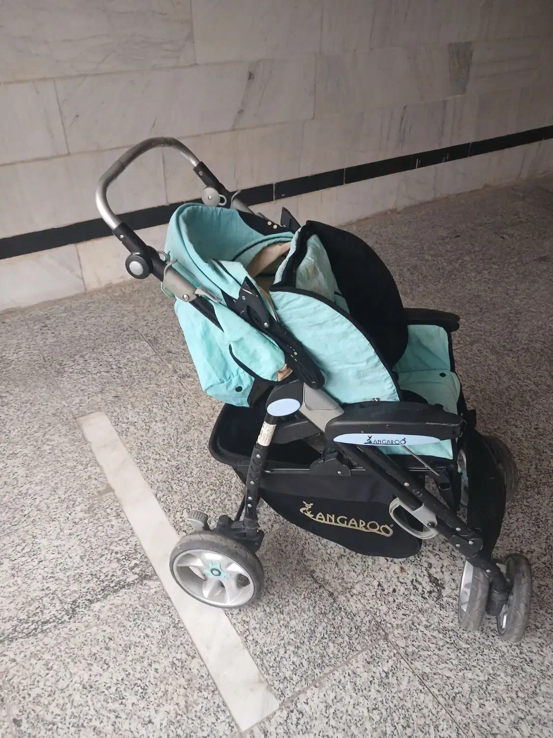 کالسکه بچه|کالسکه و لوازم جانبی|قم, سالاریه|دیوار