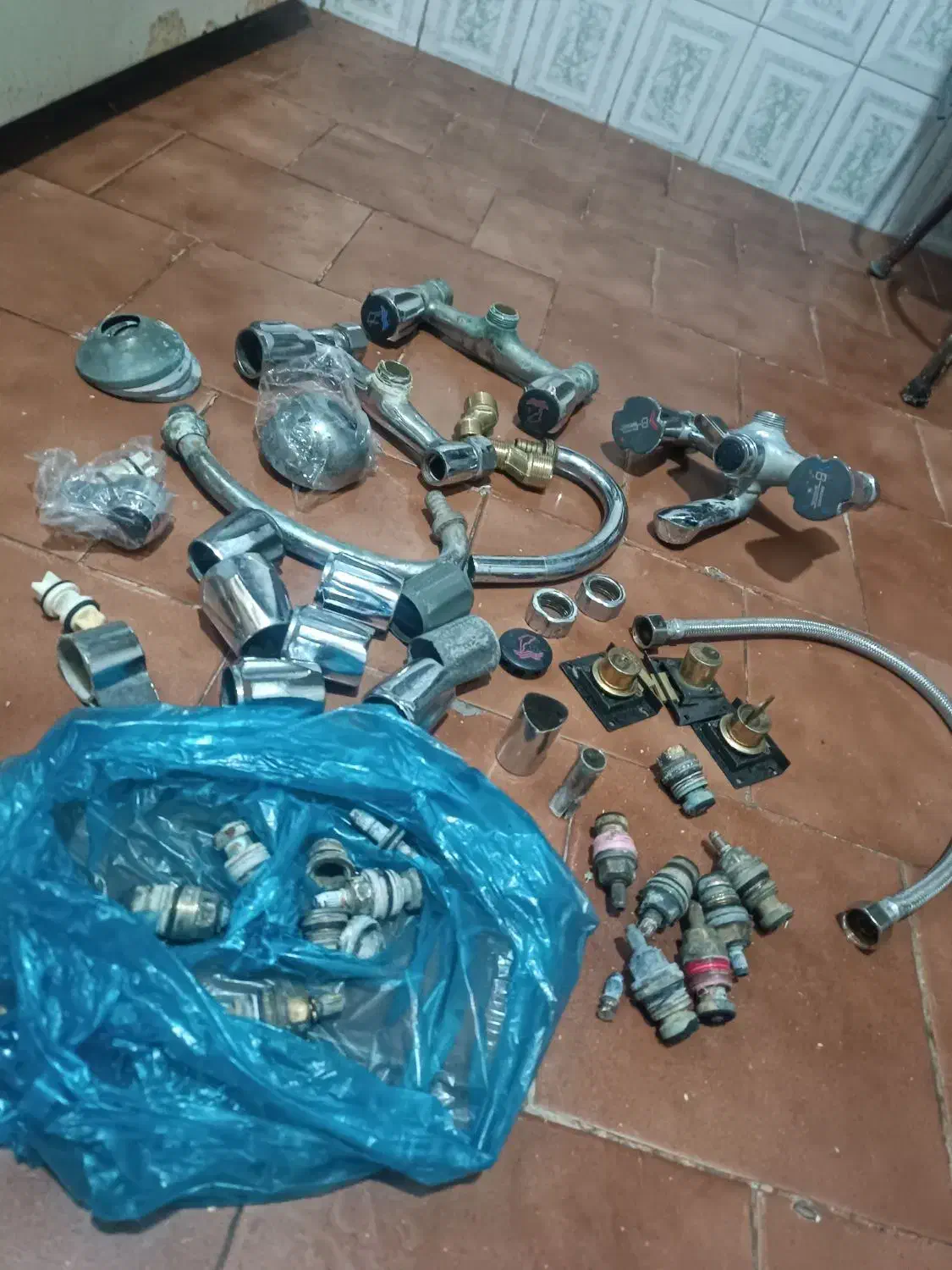 شیر آلات سالم|لوازم سرویس بهداشتی|گرگان, |دیوار