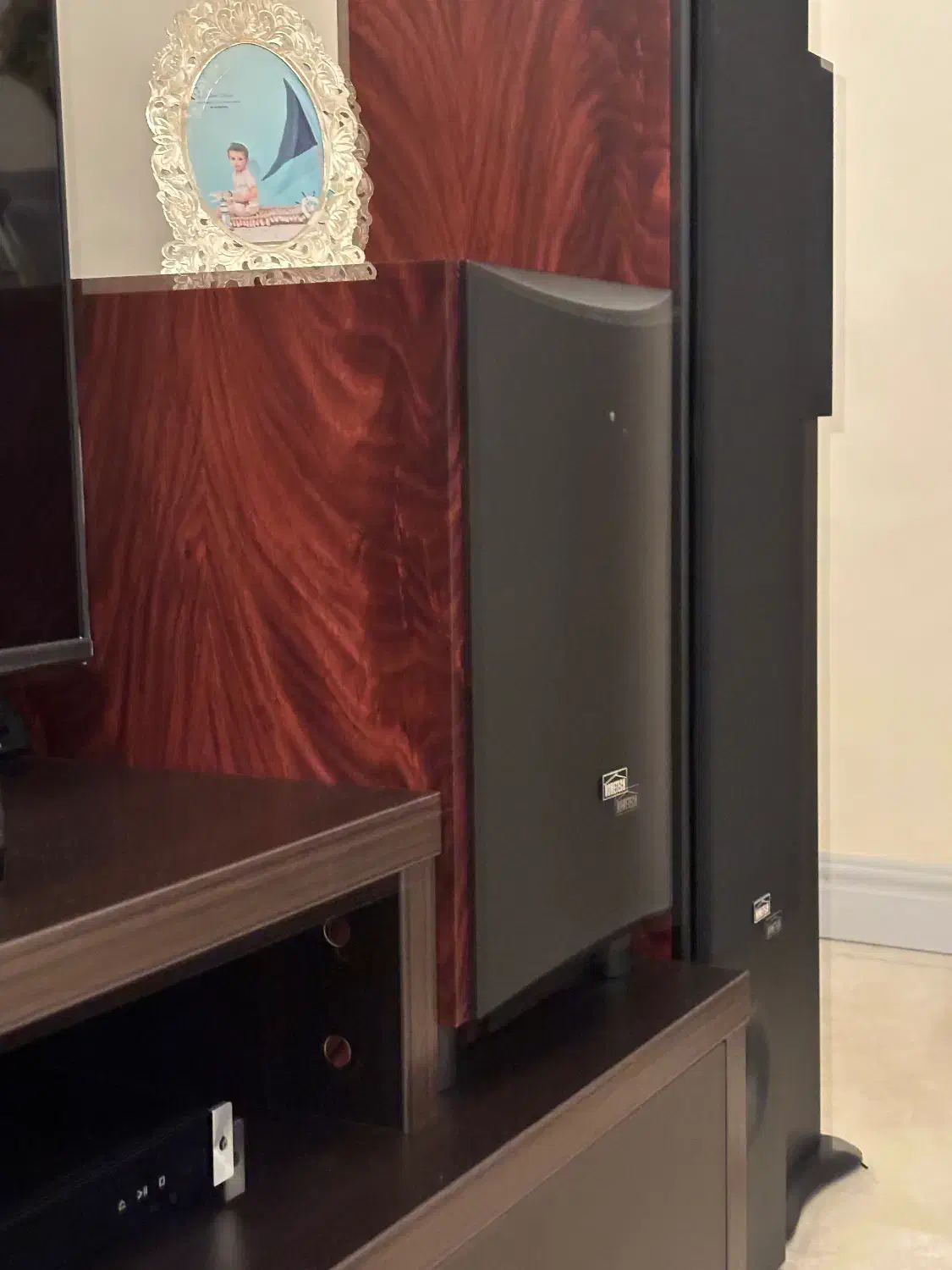 سیستم صوتی هوم تک نو  و میز تی وی|سیستم صوتی خانگی|تهران, حکیمیه|دیوار