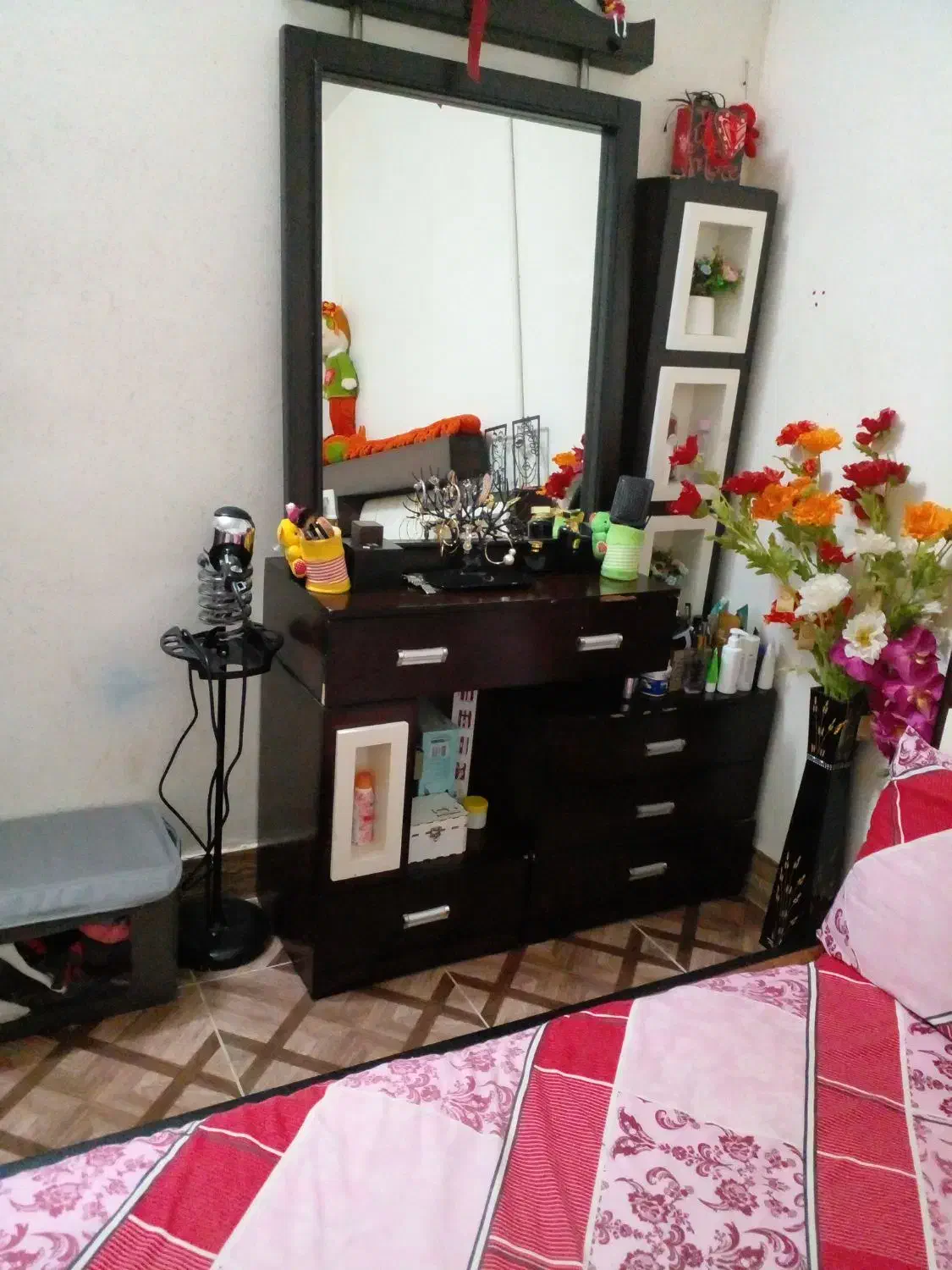 تخت وآینه دراور|تشک تختخواب|تربت جام, شهرک آزادگان|دیوار