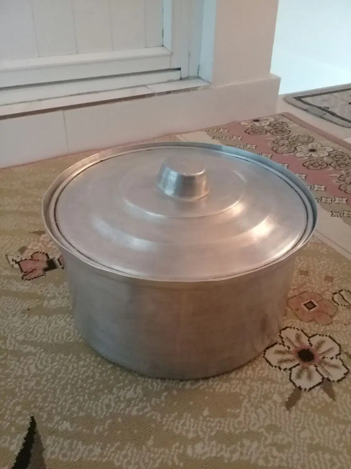 قابلمه|ظروف پخت‌وپز|کرمانشاه, |دیوار