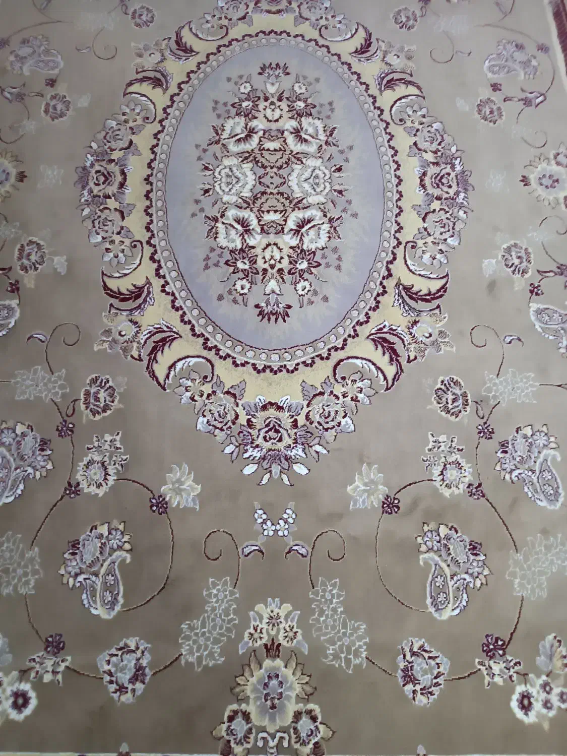 تو تخته فرش ۱۲متری به رنگ گردویی|فرش|الوند, |دیوار