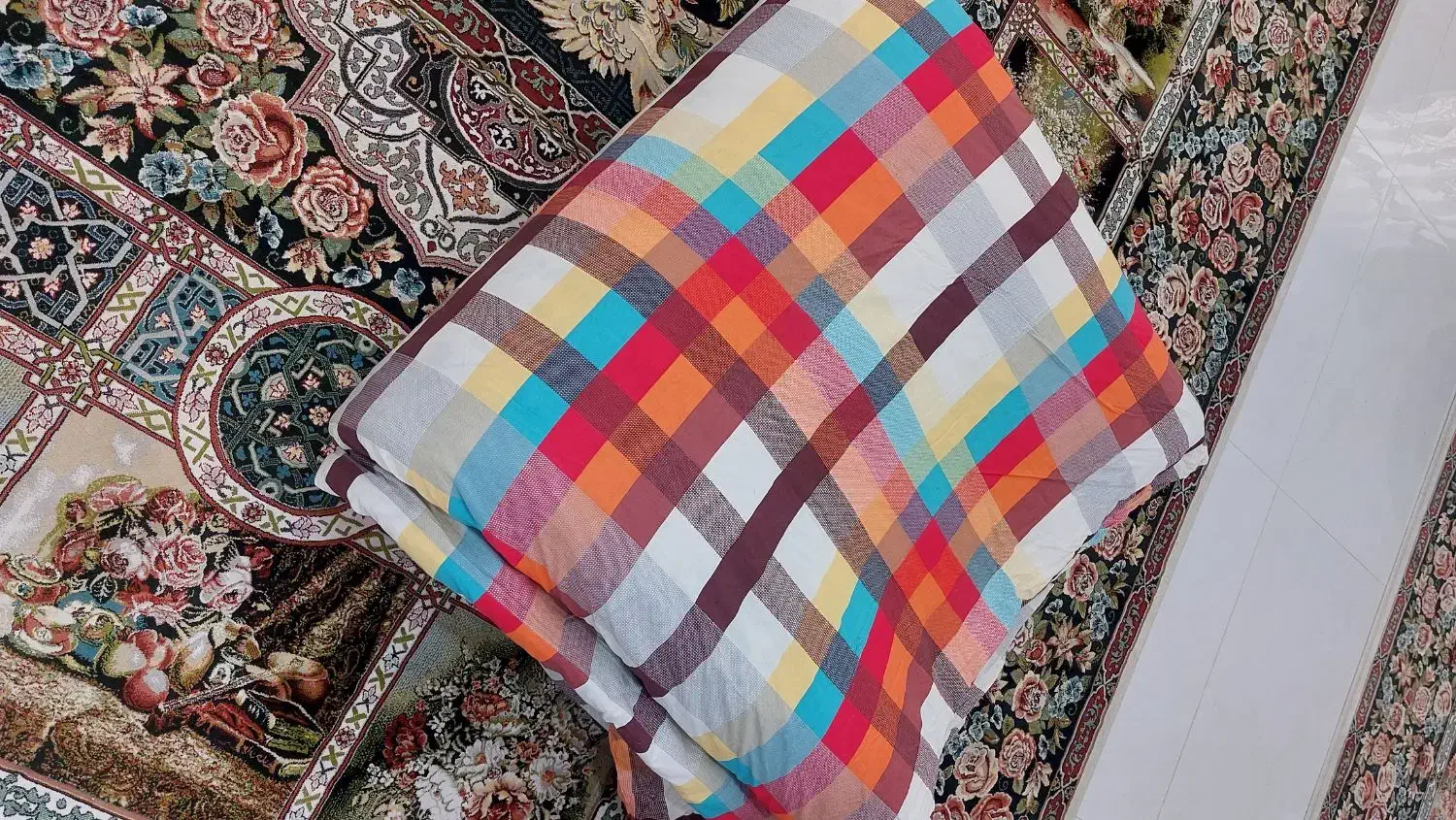 لحاف کرسی|رختخواب، بالش، پتو|کرج, برغان|دیوار