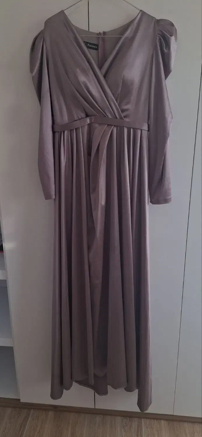 لباس مجلسی|لباس|تاکستان, |دیوار