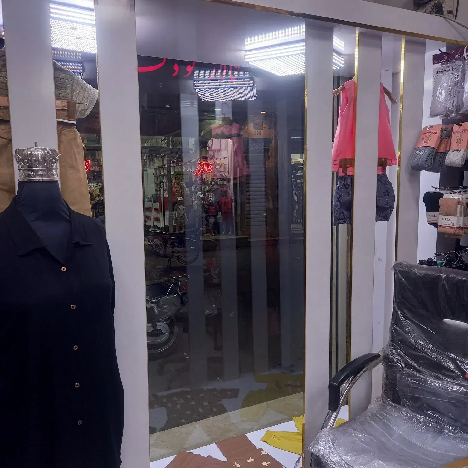 دکور ام دی اف|فروشگاه و مغازه|قم, زاویه|دیوار