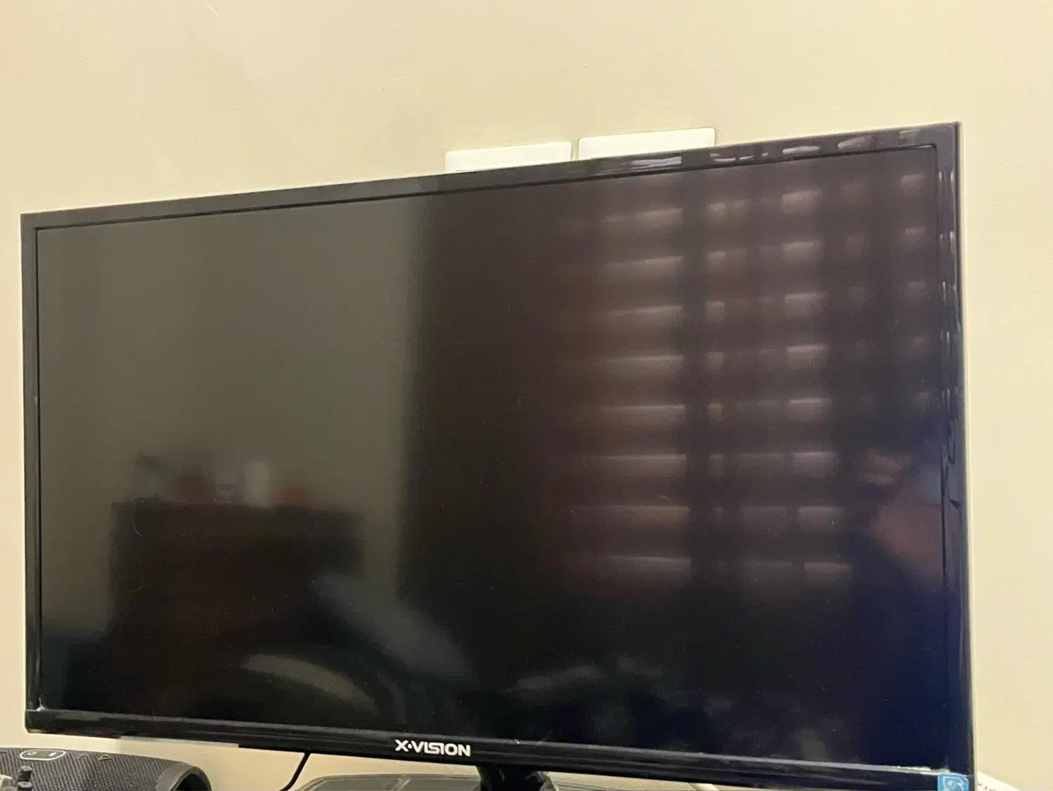 مانیتور xvision ایکس ویژن|قطعات و لوازم جانبی رایانه|تهران, دریاچه شهدای خلیج فارس|دیوار