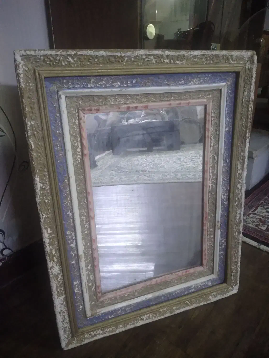 تعدادی وسیله عتیقه قدیمی|کلکسیون اشیاء عتیقه|شاهین‌شهر, شهرک گلدیس|دیوار