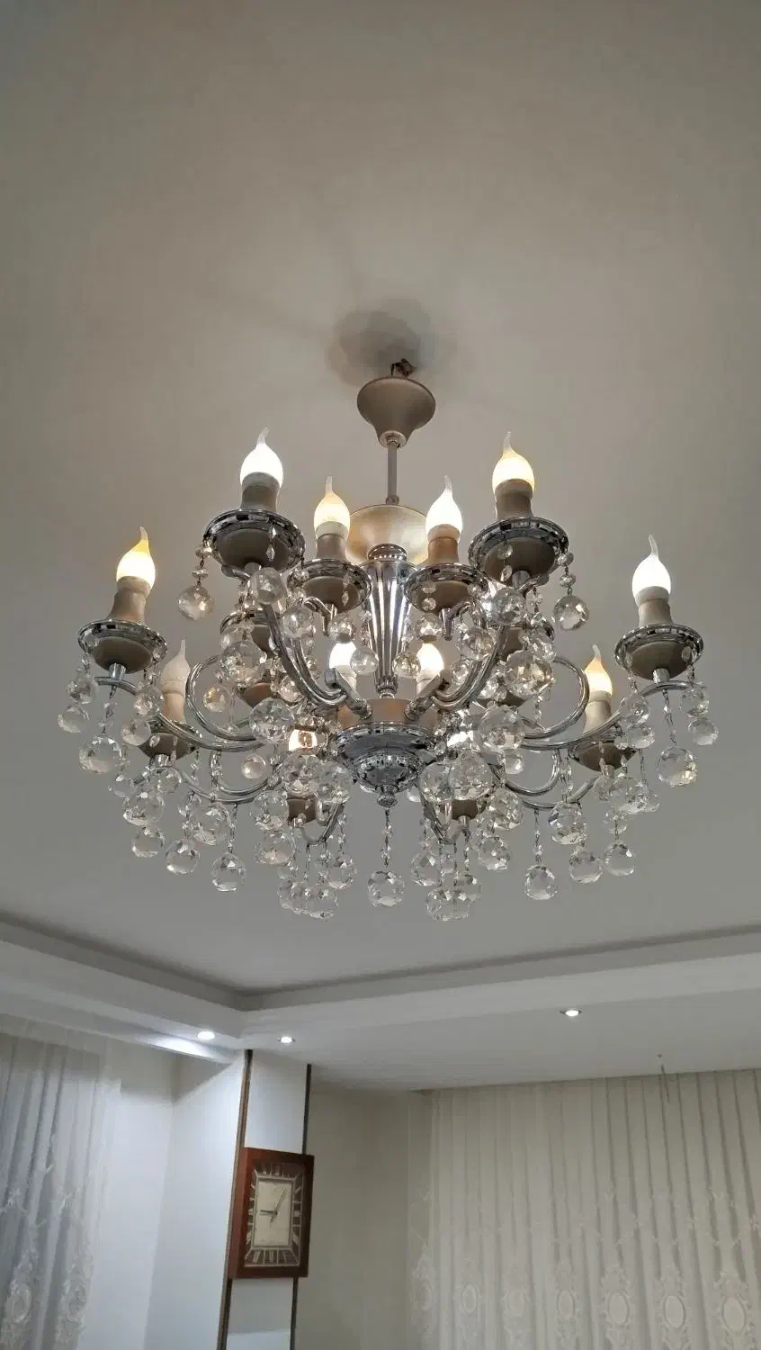 لوستر ۱۶ شعله|لوستر و چراغ آویز|کرج, برغان|دیوار