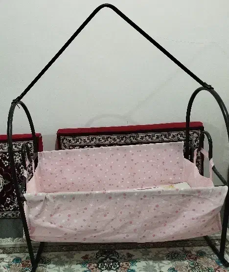 گهواره نوزادی، تاب، ساک کودک|اسباب و اثاث بچه|تاکستان, |دیوار