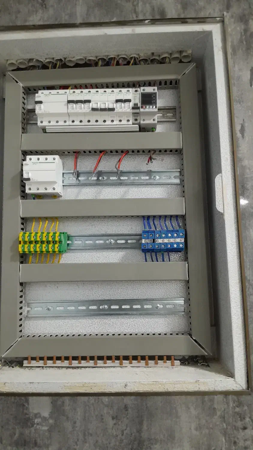 صفر تا صد برقکاری ساختمان|خدمات پیشه و مهارت|ایذه, |دیوار