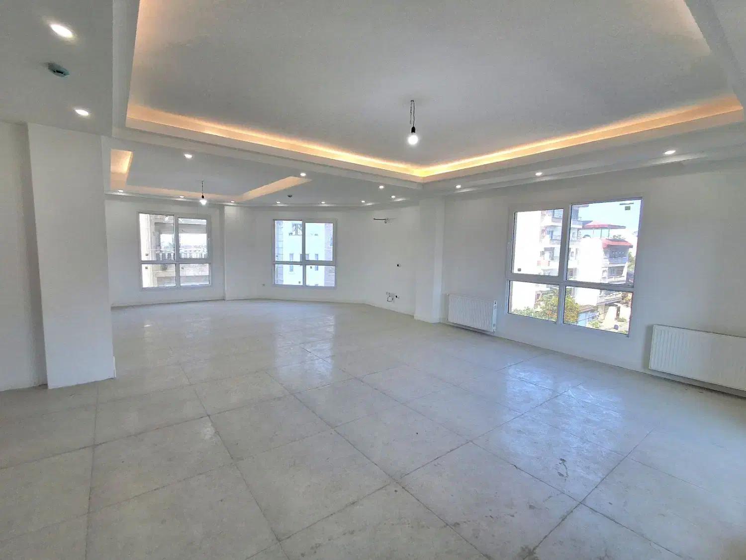 تکواحد دوبر 160متر* غرق نور* سالن بزرگ پرده خور|فروش آپارتمان|نوشهر, |دیوار