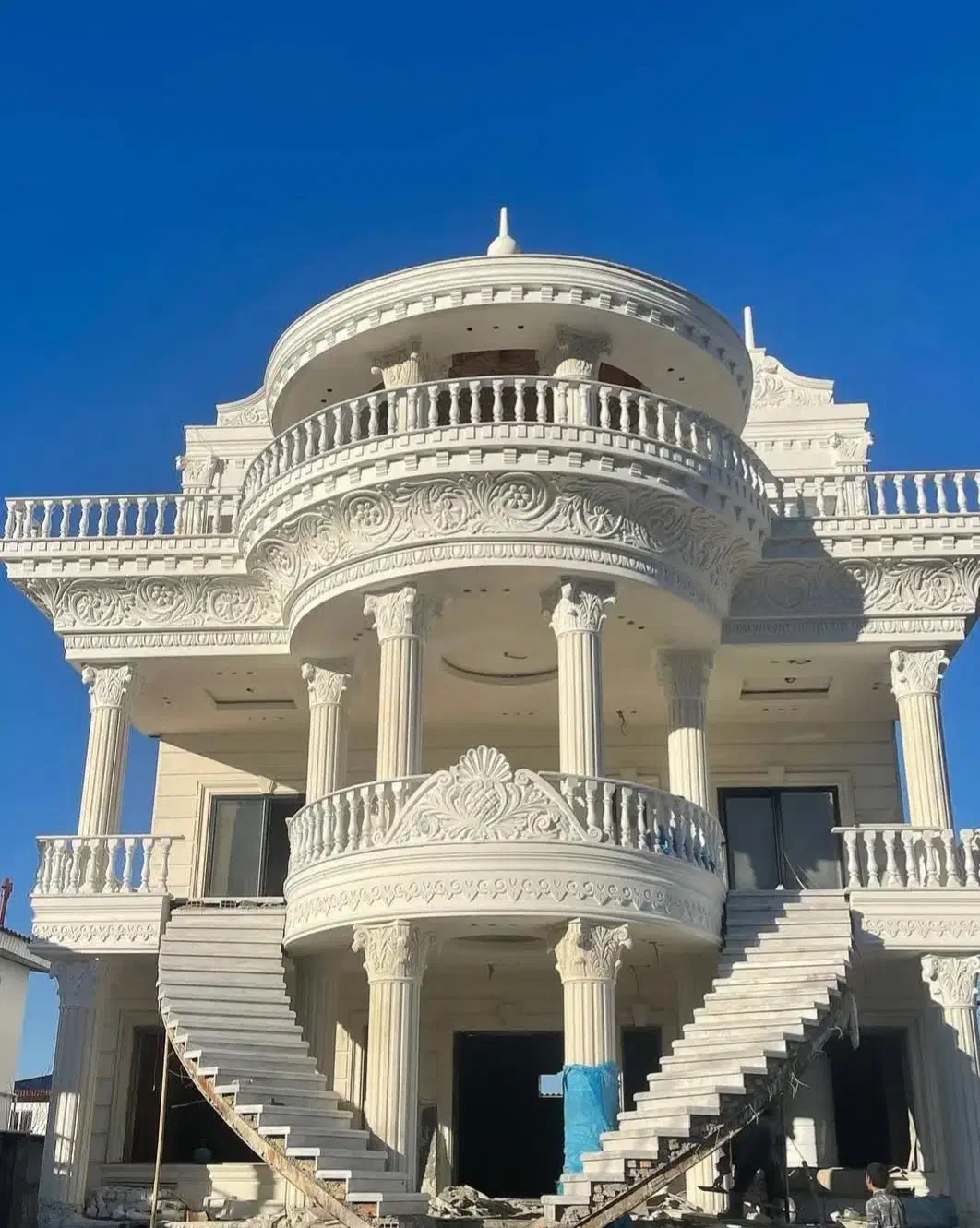 اجرای نمای سیمانی (نما رومی)|خدمات پیشه و مهارت|لاهیجان, لیل|دیوار