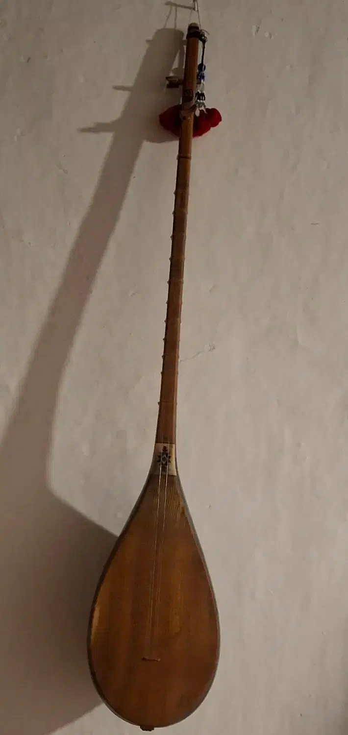 دوتار|سازهای سنتی|قوچان, |دیوار