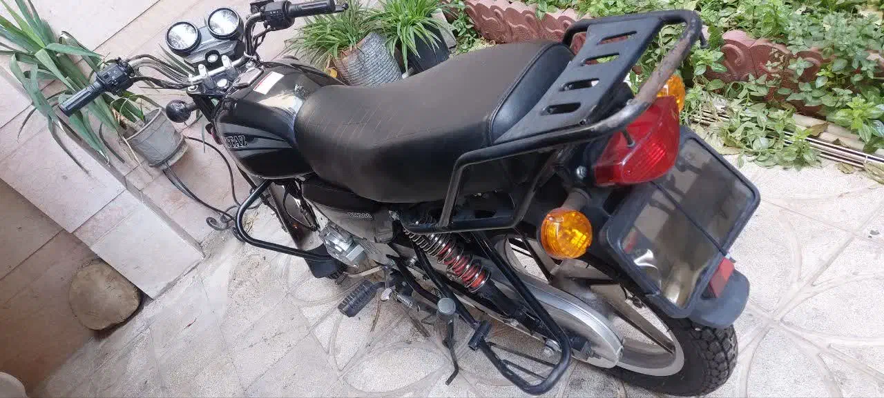 موتور|موتورسیکلت|ساری, |دیوار