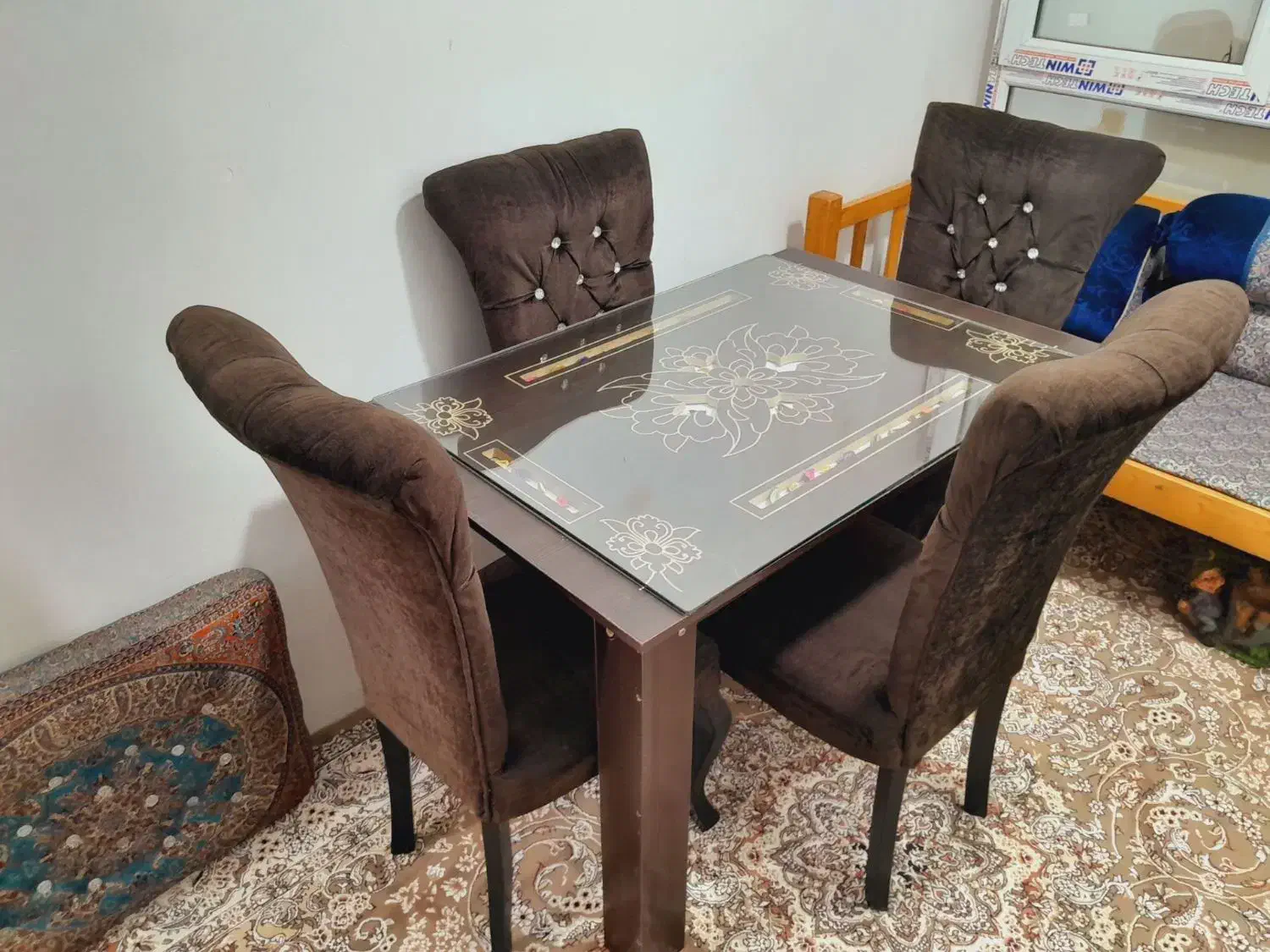 صندلی های چرم و مخمل|صندلی و نیمکت|لنگرود, |دیوار