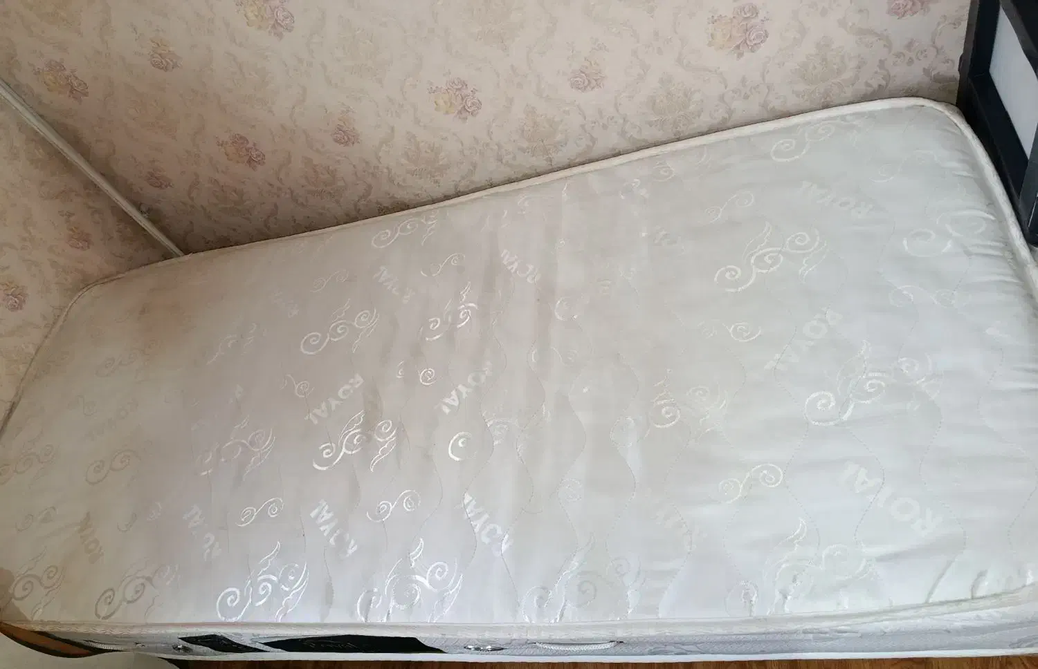 تشک فنری رویال|تشک تختخواب|رشت, فلسطین|دیوار