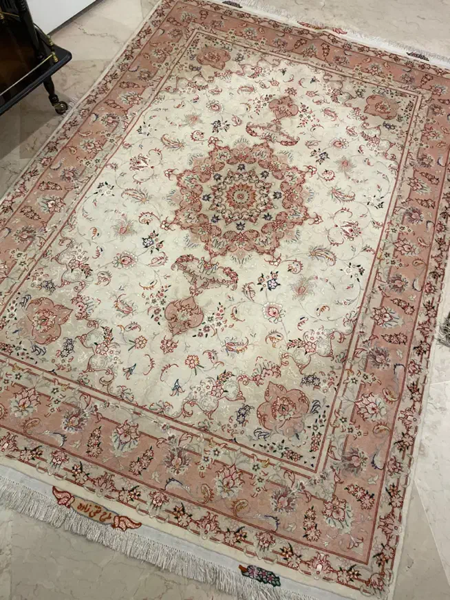 قالیچه ۳ متری چله ابریشم ۵۰ رج تبریز نقشه تقی زاده|فرش|تهران, پاسداران|دیوار