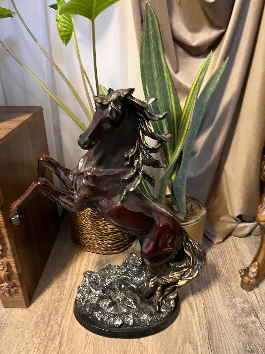 مجسمه اسب و تابلونقره|صنایع دستی و سایر لوازم تزئینی|اردبیل, |دیوار