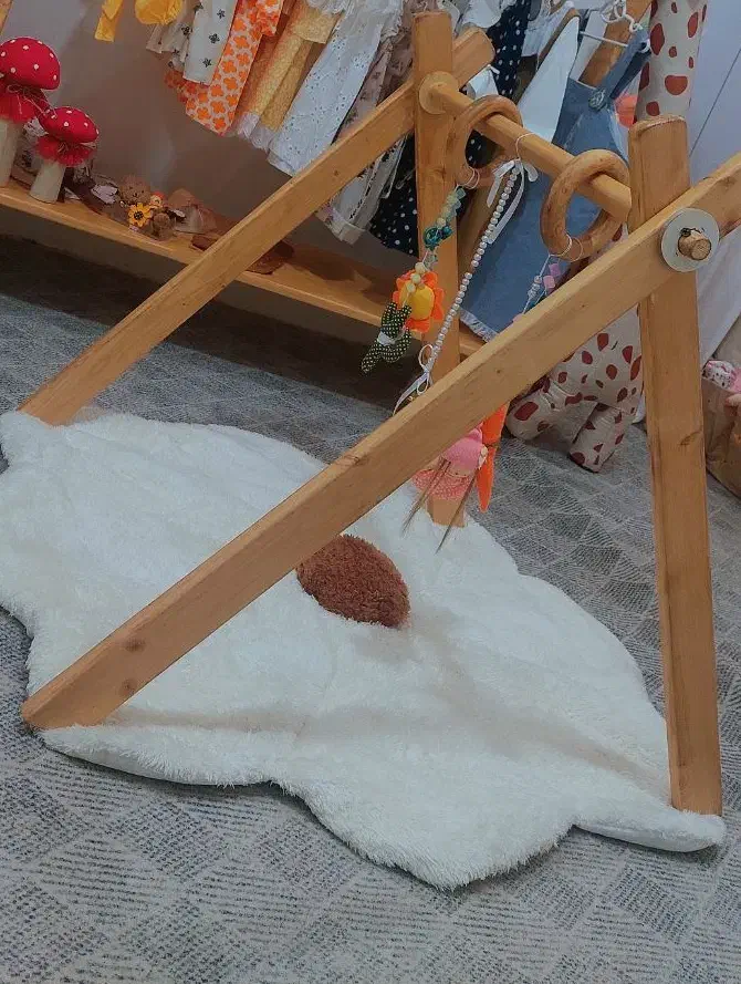 کریر حصیری و پایه بازی نوزاد|اسباب و اثاث بچه|دزفول, |دیوار