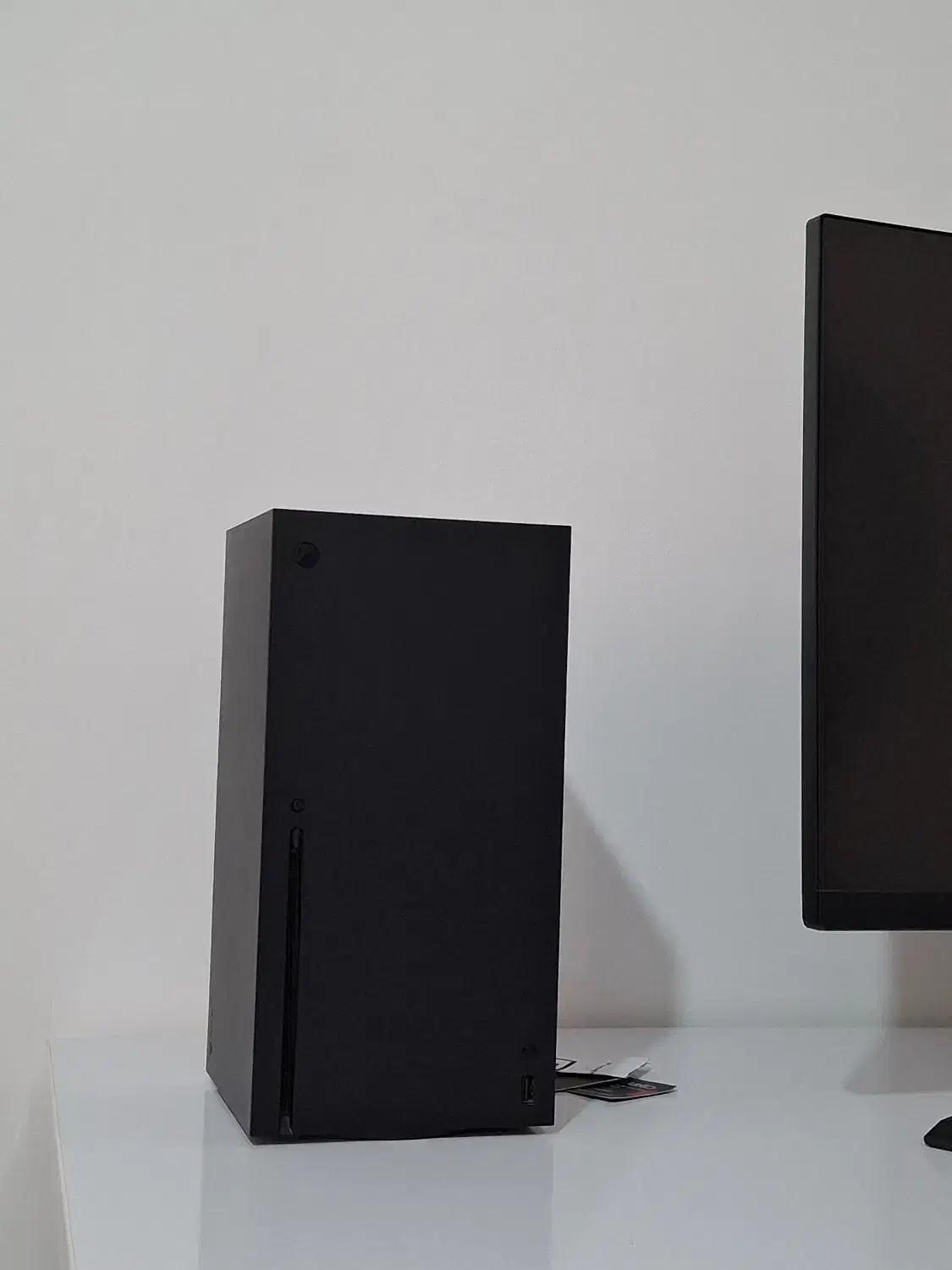 Xbox سری X با دو دسته و بازی اورجینال|کنسول، بازی ویدئویی و آنلاین|هشتگرد, فاز ۱ مهستان|دیوار