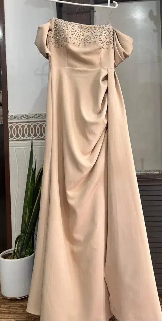 لباس مجلسی|لباس|سیرجان, |دیوار