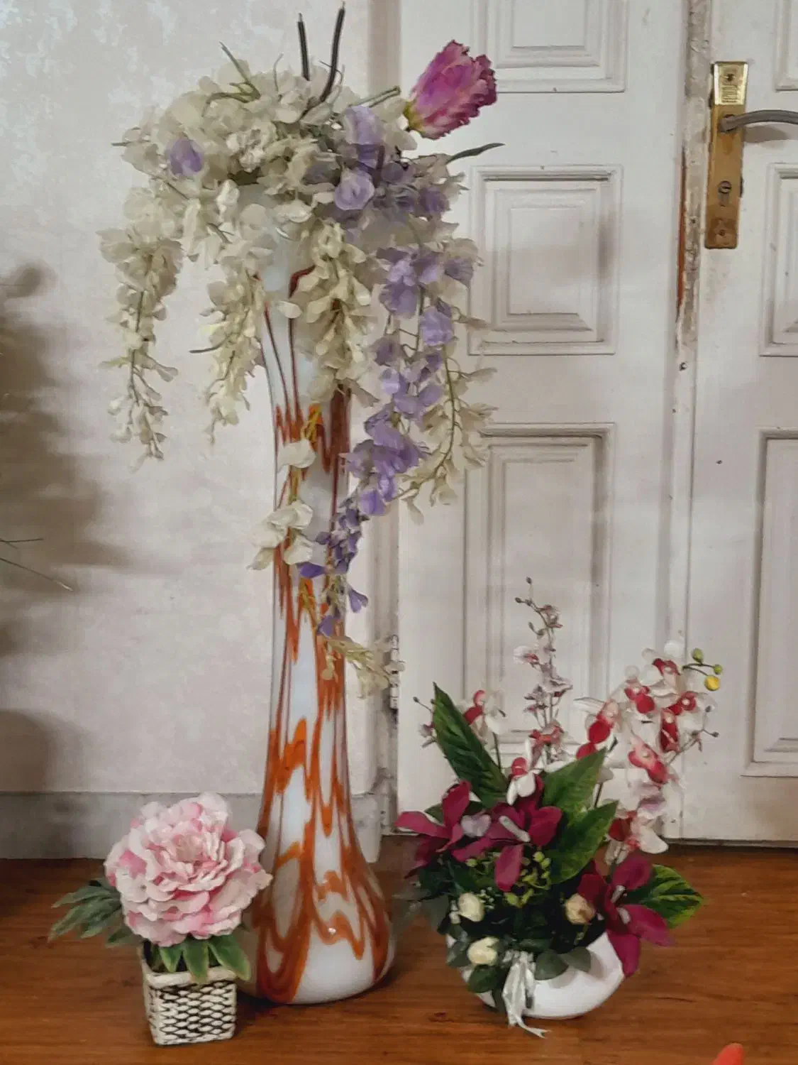 گلدان با گل|گل مصنوعی|لنگرود, |دیوار