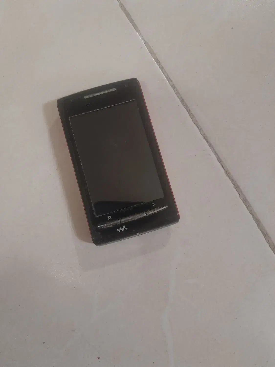 یک عدد گوشی|موبایل|شاهین‌شهر, مسکن مهر|دیوار