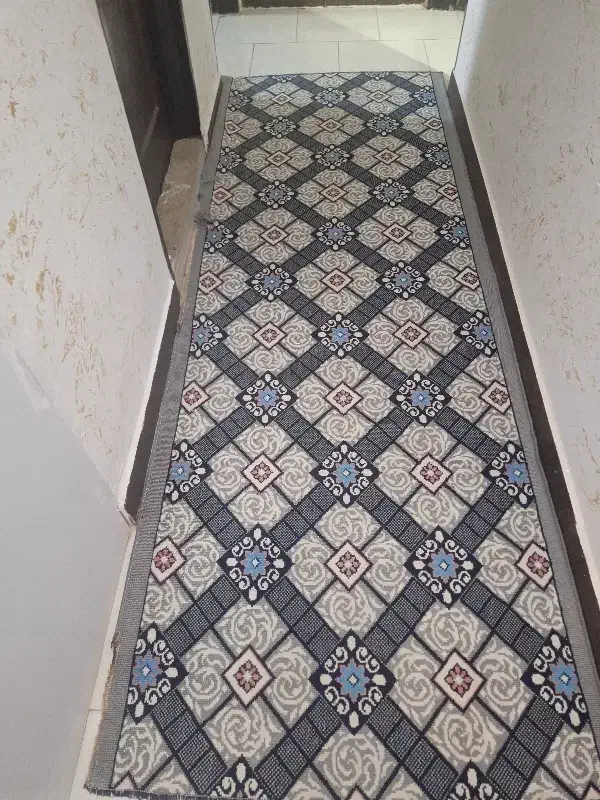 فرش کناره و قالیچه|فرش|چهارباغ, |دیوار