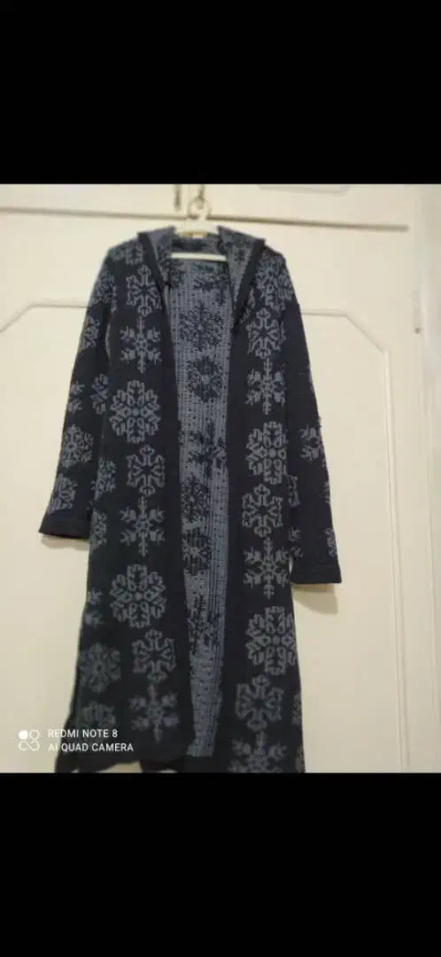 بافت زنانه در حد نو|لباس|اندیشه, اندیشه فاز ۱|دیوار