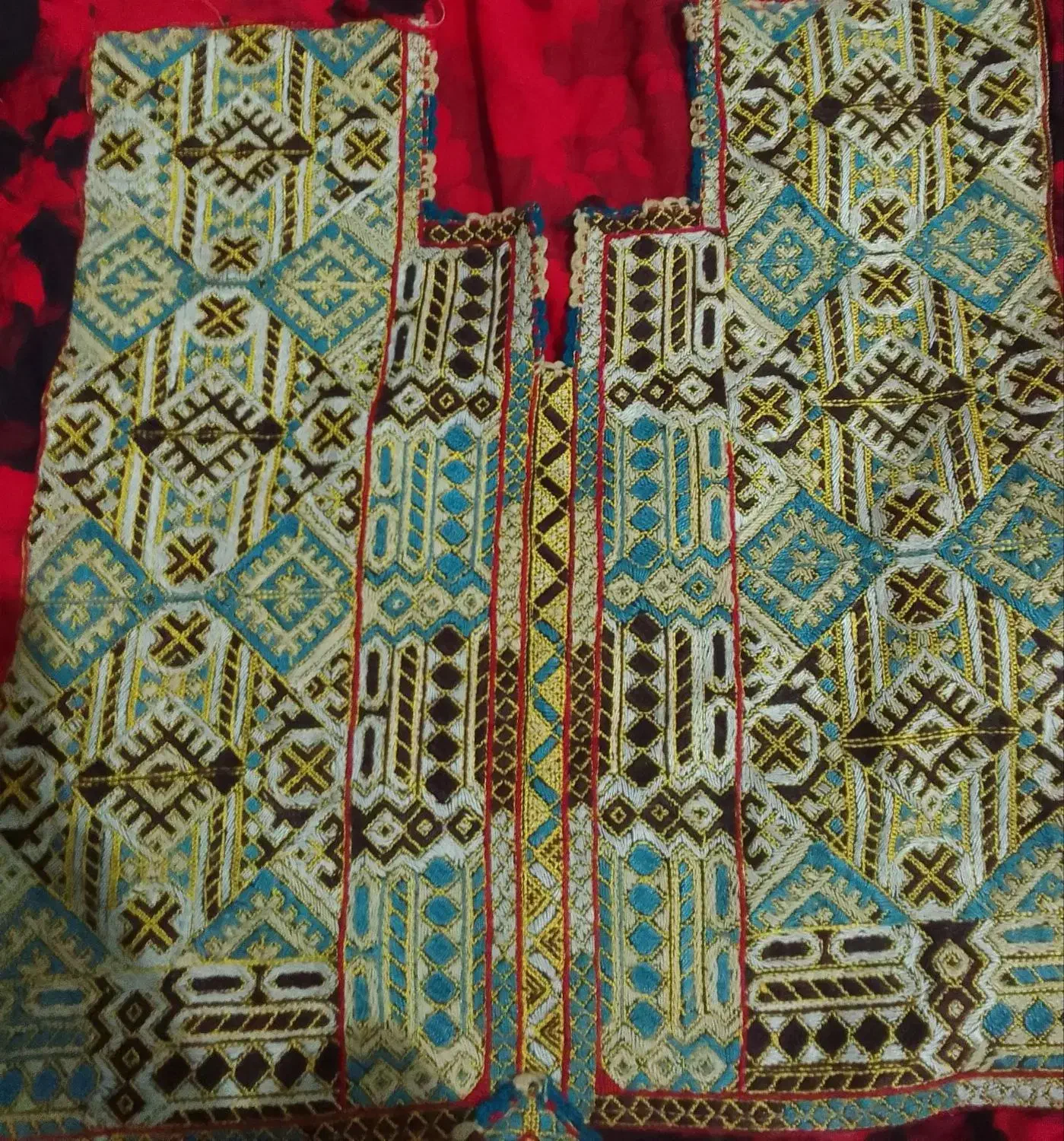 زیاستین چرخ ودست|لباس|خاش, |دیوار