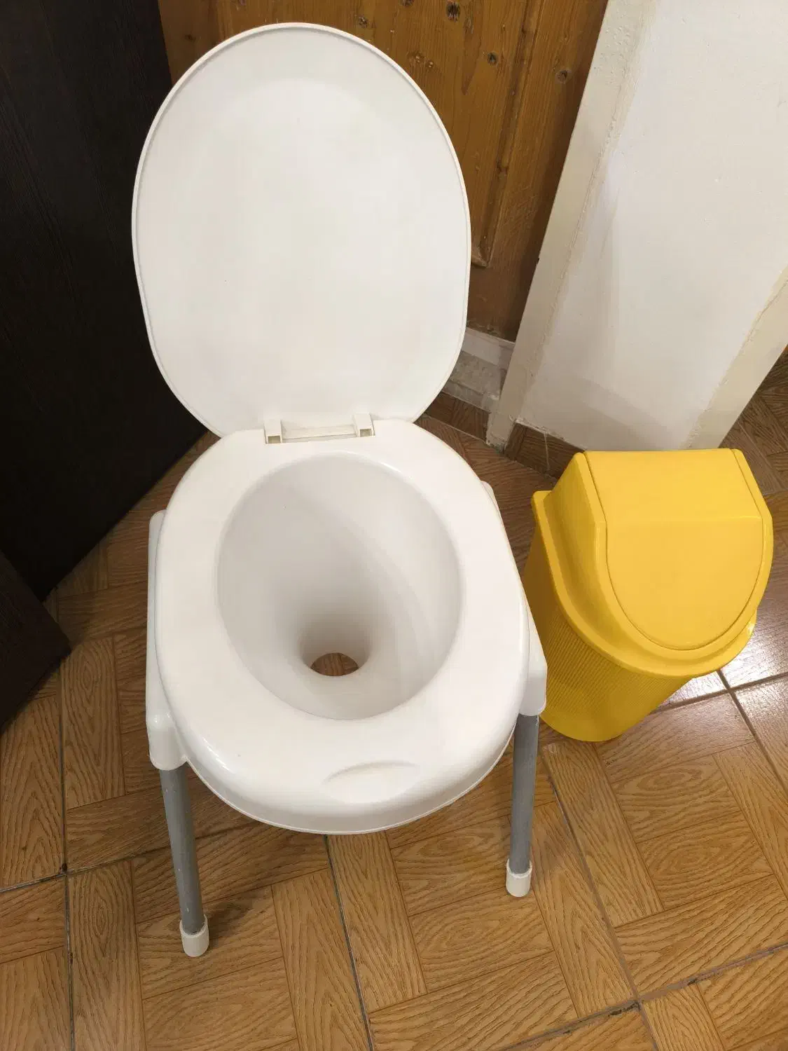 توالت فرنگی|لوازم سرویس بهداشتی|رشت, سعدی (تختی)|دیوار