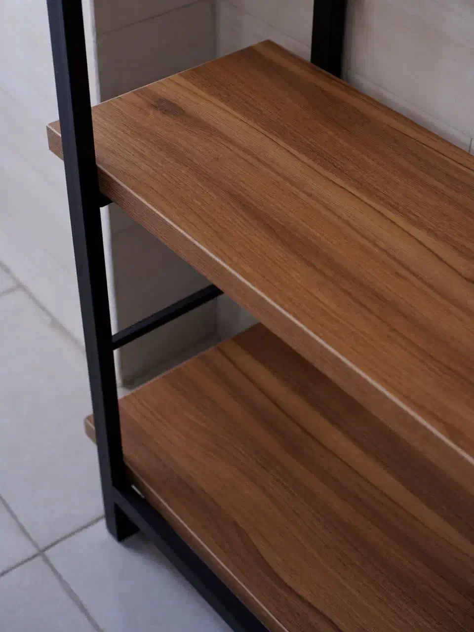 کتابخانه و دکوری|کتابخانه، شلف، قفسه‌های دیواری|کاشان, شهرک فرهنگیان|دیوار